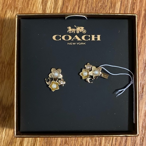 Coach Jewelry - COACH Gold Tone Blooming Floral Cluster Stud Earrings